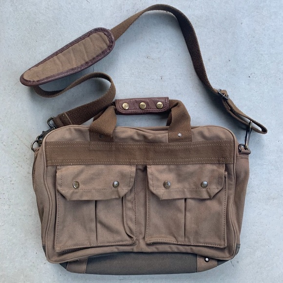 GAP Other - GAP Canvas Messenger / Laptop / Commuter Bag